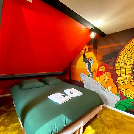 Διαμέρισμα Capsule Family - Sauna - Jacuzzi - Projecteur - Billard - Nintendo Switch 2 - Filet Suspendu *